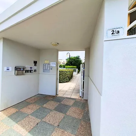Luxury Jacuzzi Escape Poetto - By Domorent Apartment Quartu SantʼElena